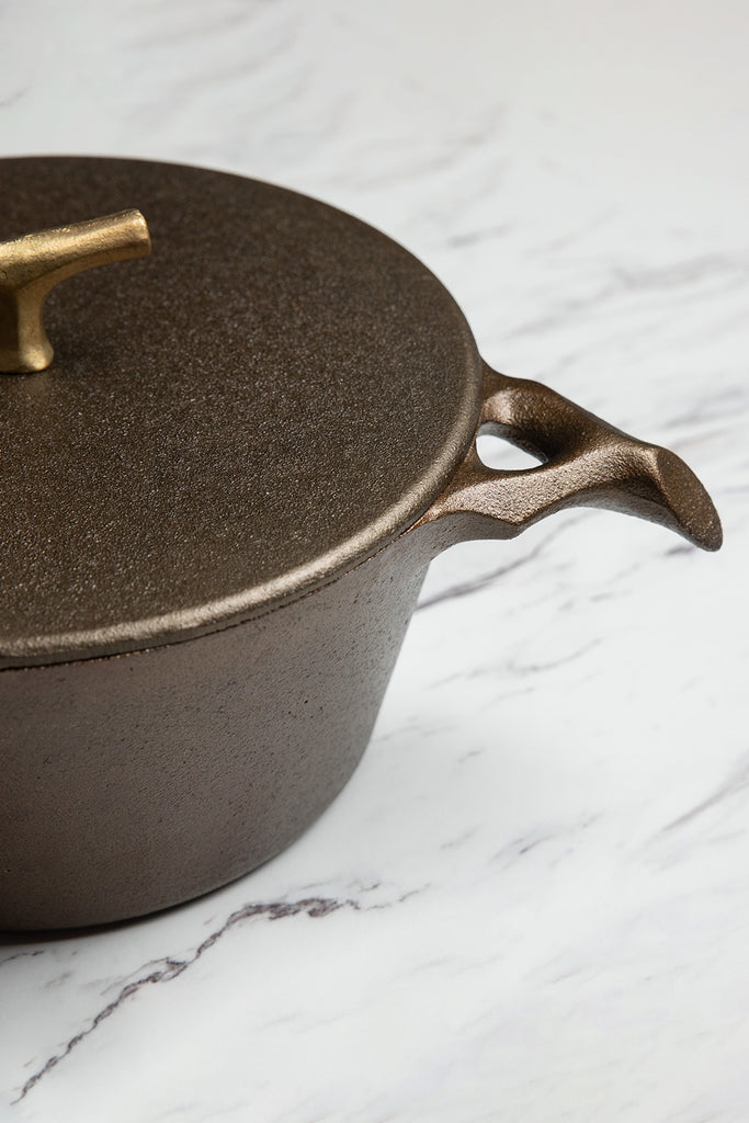 Nest Homeware 3.5 Quart Cast Iron Dutch Oven with Brass Knob