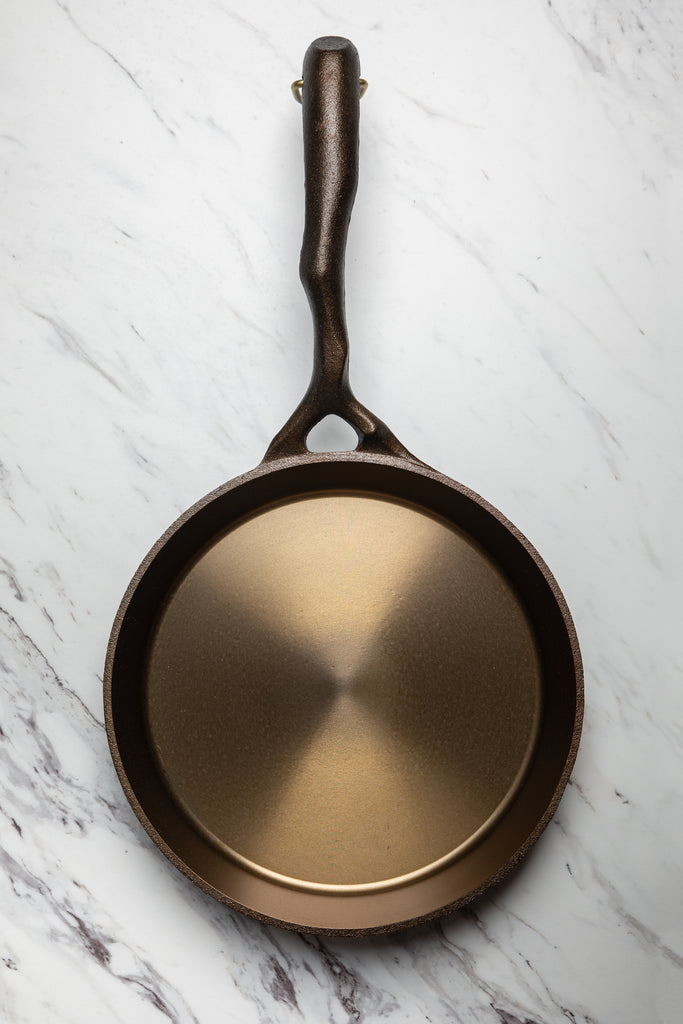 Premium 9 Inch Cast Iron Skillet with Ergonomic Branch Handle