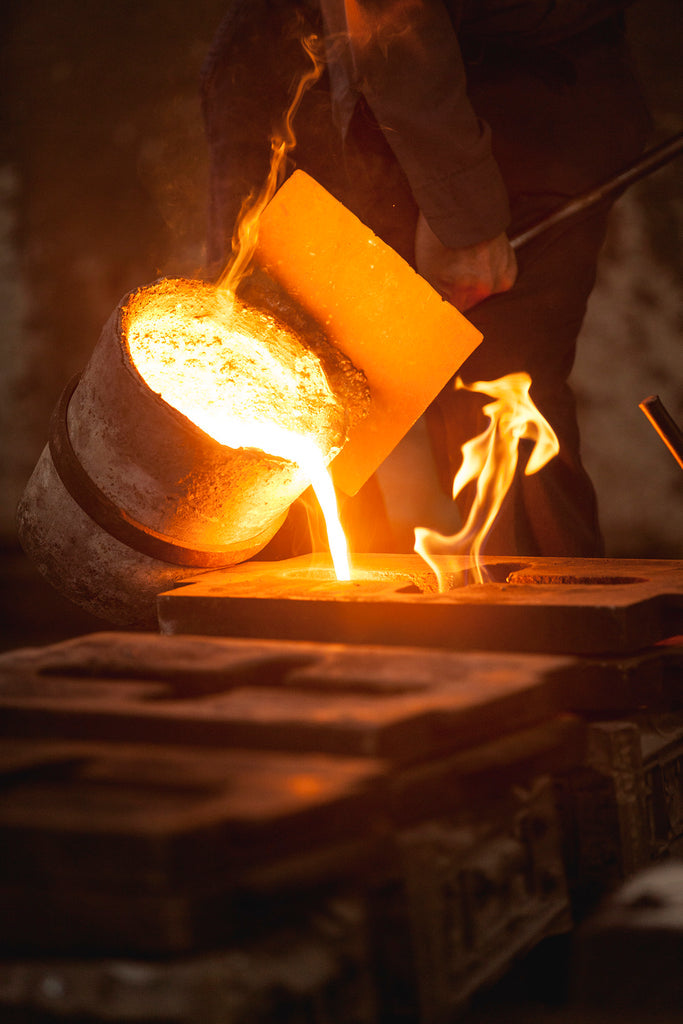 Nest Homeware 9 Inch Ergonomic Smooth Machined Cast Iron Skillet