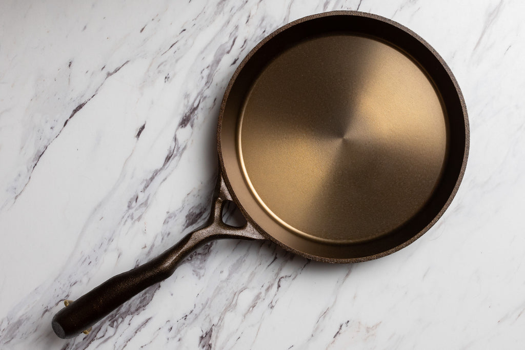 Nest Homeware 9 Inch Ergonomic Smooth Machined Cast Iron Skillet