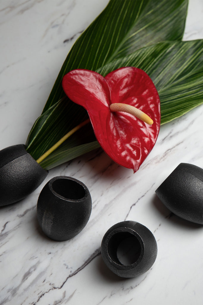 Nest Homeware Handcrafted Blackened Cast Iron Round Napkin Rings
